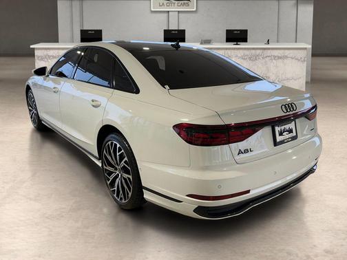 2023 Audi A8 L 55 TFSI quattro Tiptronic