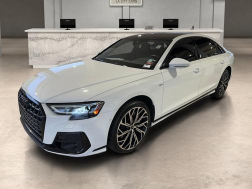 2023 Audi A8 L 55 TFSI quattro Tiptronic