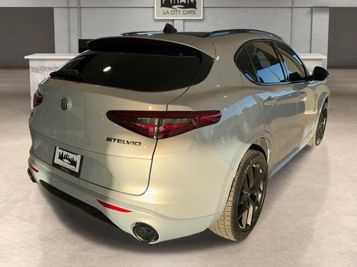 2020 Alfa Romeo Stelvio Ti Sport
