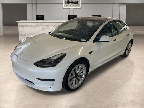 2021 Tesla Model 3 Standard Range Plus