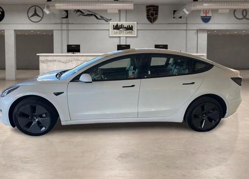2023 Tesla Model 3 Standard Range