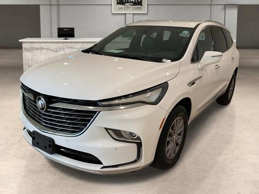 2023 Buick Enclave Essence FWD