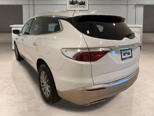 2023 Buick Enclave Essence FWD
