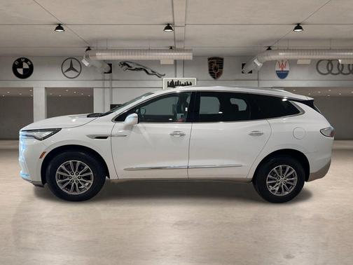 2023 Buick Enclave Essence FWD
