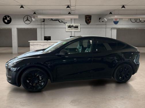 Solid Black 2023 Tesla Model Y Long Range Dual Motor All-Wheel Drive