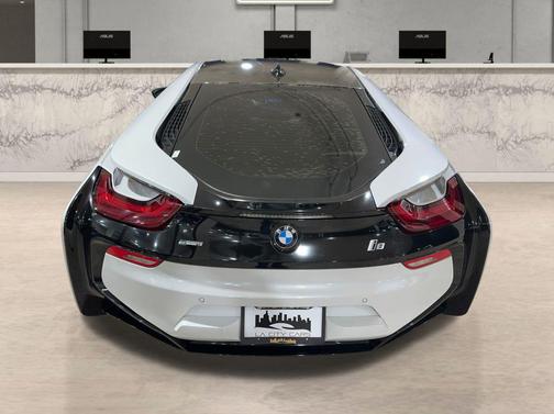 2015 BMW i8 Base