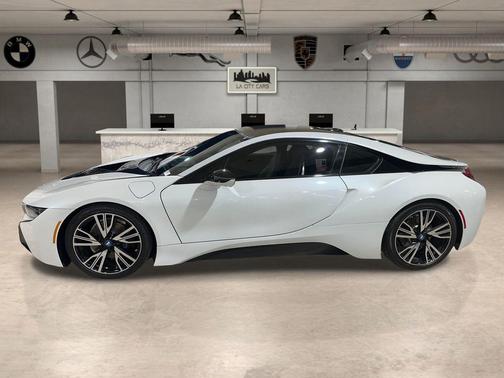 2015 BMW i8 Base