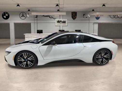 2015 BMW i8 Base