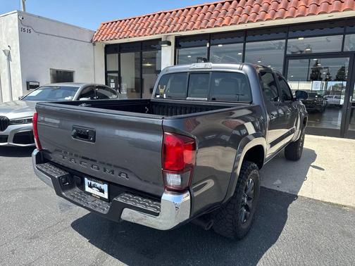 2020 Toyota Tacoma SR5
