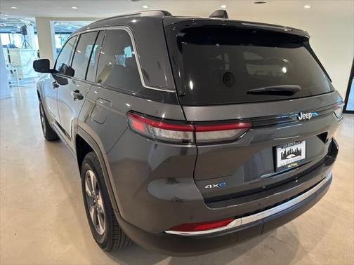 2023 Jeep Grand Cherokee 4xe Base