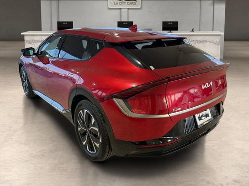 2022 Kia EV6 Wind