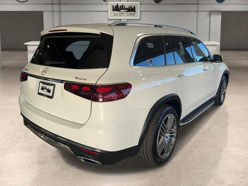 2025 Mercedes-Benz GLS 450 4MATIC