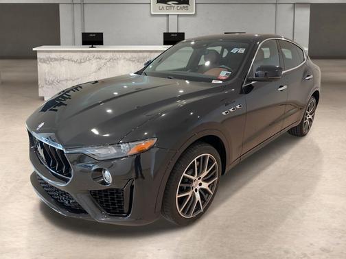 2022 Maserati Levante Modena