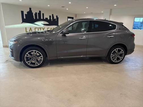 2022 Maserati Levante Modena