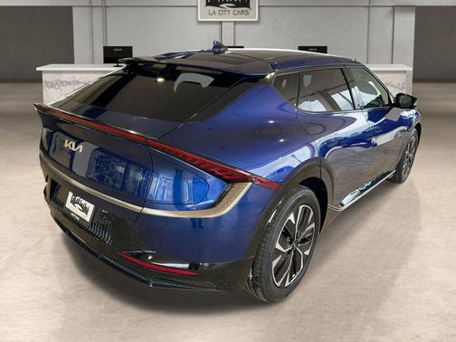 2024 Kia EV6 Wind