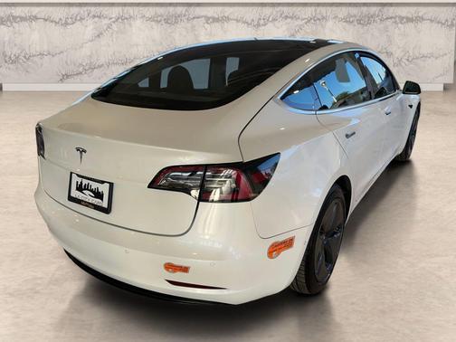 2019 Tesla Model 3 Standard Range