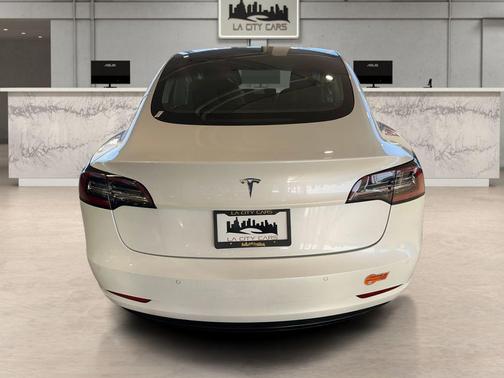 2019 Tesla Model 3 Standard Range