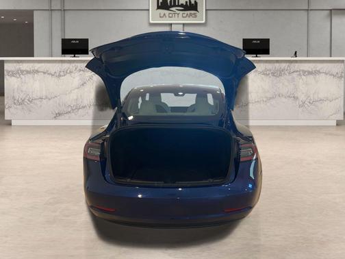2022 Tesla Model 3 Standard Range