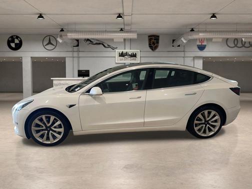 2020 Tesla Model 3 Standard Range Plus