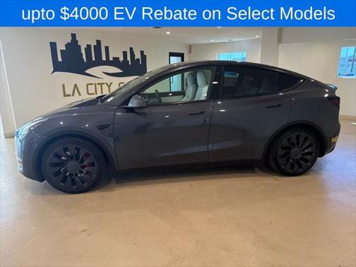 2022 Tesla Model Y Performance Dual Motor All-Wheel Drive