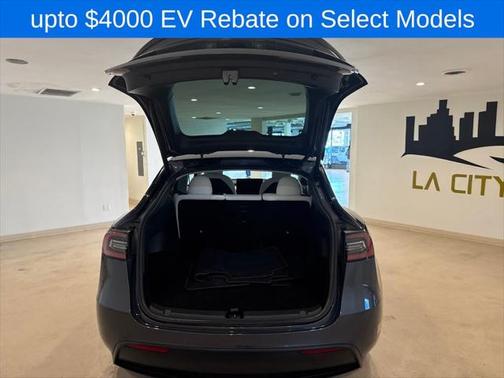 2022 Tesla Model Y Performance Dual Motor All-Wheel Drive