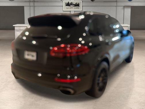 2017 Porsche Cayenne Platinum Edition