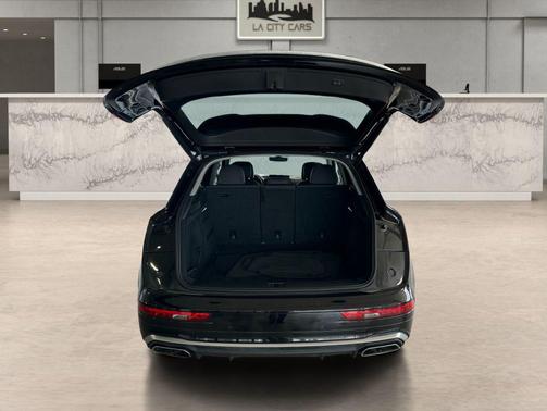 2022 Audi Q5 45 S line Premium Plus