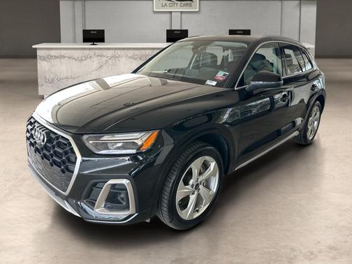 2022 Audi Q5 45 S line Premium Plus