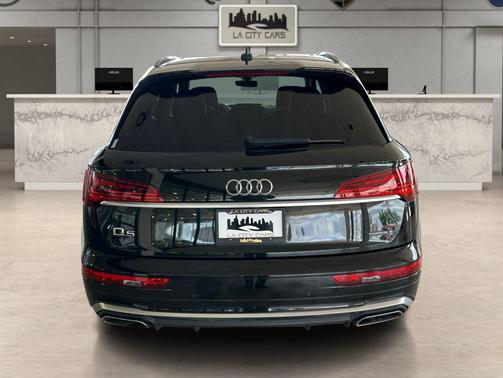 2022 Audi Q5 45 S line Premium Plus