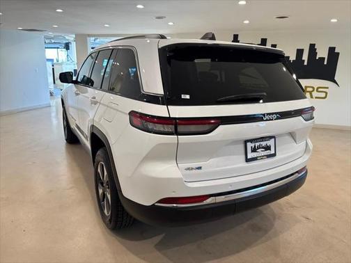 2023 Jeep Grand Cherokee 4xe Base