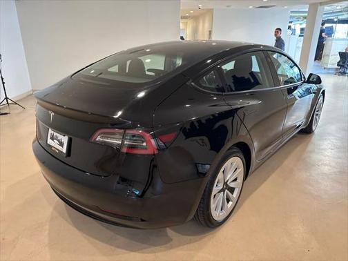 2022 Tesla Model 3 Standard Range