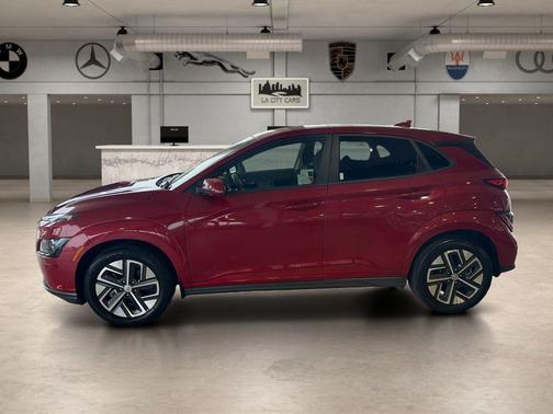 2022 Hyundai KONA EV SEL