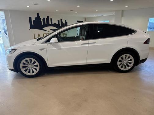 2016 Tesla Model X 75D