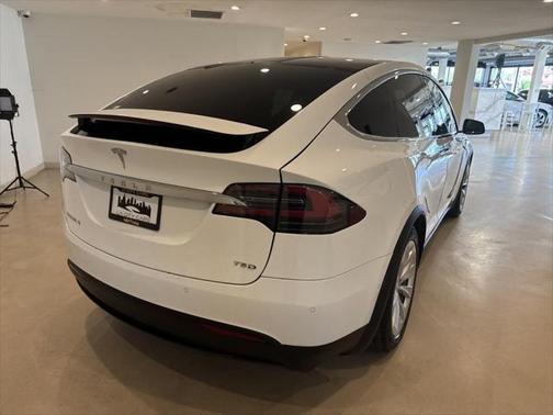 2016 Tesla Model X 75D