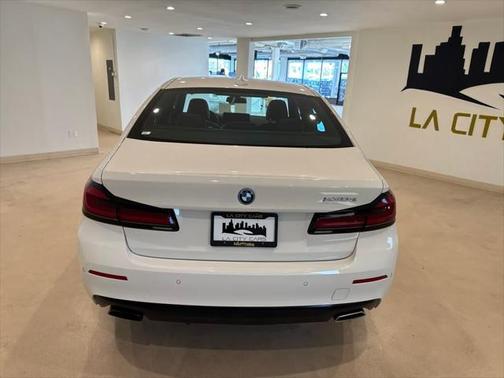 2022 BMW 530e Base
