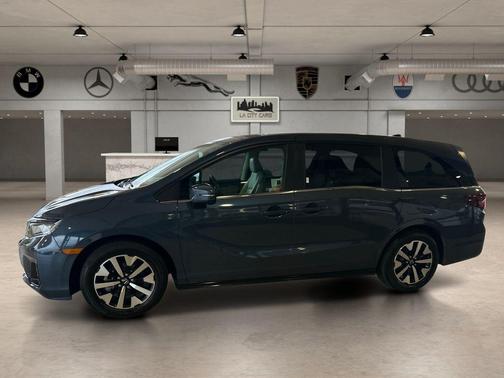 Gray 2025 Honda Odyssey EX-L