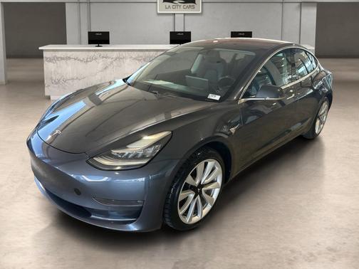 Gray 2018 Tesla Model 3 Long Range