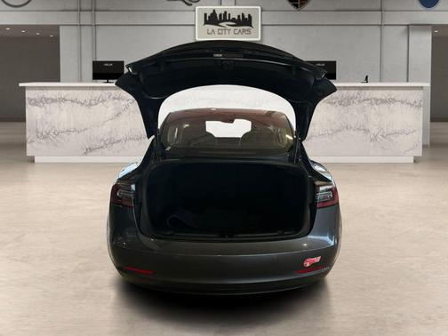 Gray 2018 Tesla Model 3 Long Range