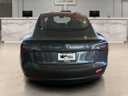 Gray 2018 Tesla Model 3 Long Range