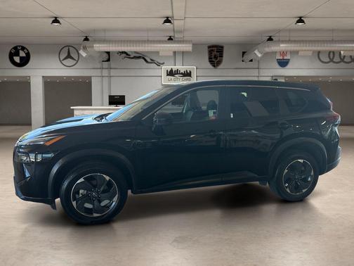 Super Black 2025 Nissan Rogue SV