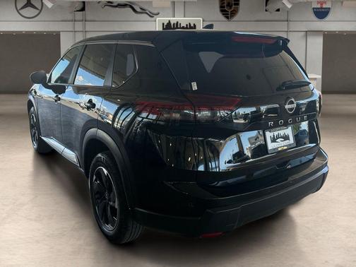 Super Black 2025 Nissan Rogue SV