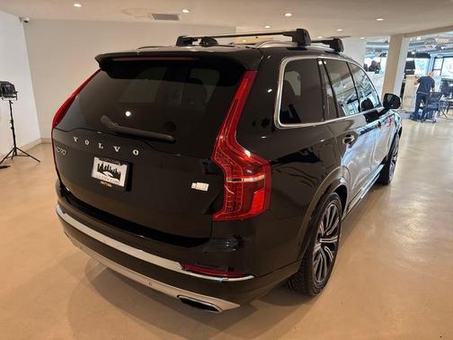 2021 Volvo XC90 Recharge Plug-In Hybrid T8 Inscription 7 Passenger