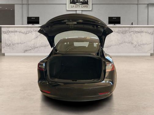 2019 Tesla Model 3 Performance