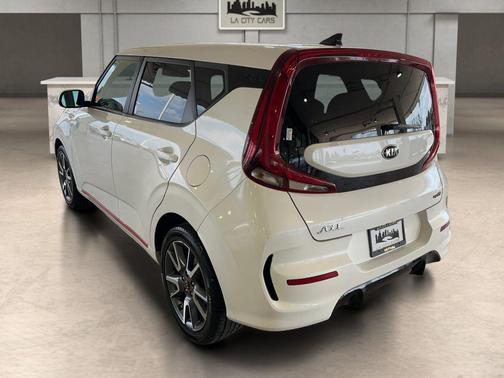 Snow White Pearl 2020 Kia Soul GT-Line