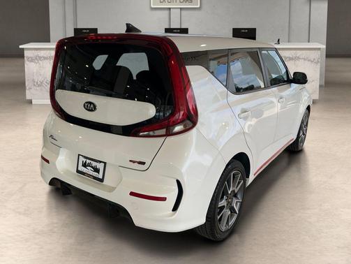 Snow White Pearl 2020 Kia Soul GT-Line