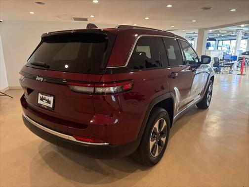 2023 Jeep Grand Cherokee 4xe Base