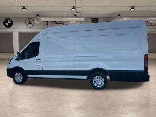 2022 Ford Transit-350 Base