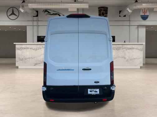 2022 Ford Transit-350 Base