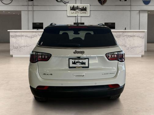 Bright White Clearcoat 2026 Jeep Compass Limited