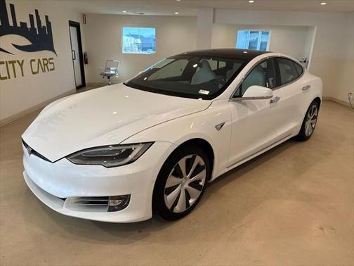 2020 Tesla Model S Long Range Plus